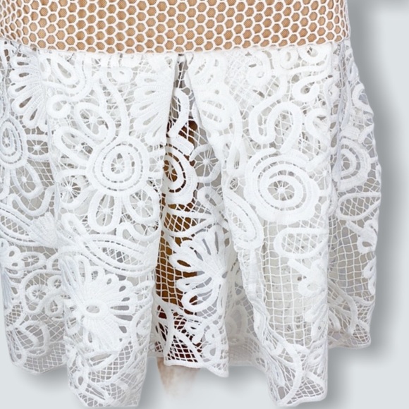 Revolve ELLIATT Serenity Cold Shoulder Lace Sheath - Picture 7 of 13